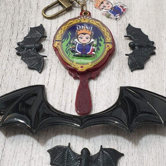 Unisex Evil Queen Snow White And 7 Dwarfs Key Chain Key Ring Handbag Accessory - Picture 4 of 4